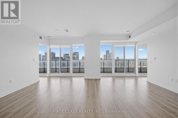 Living room - 4203 - 395 Bloor Street E, Toronto, ON M4W0B4 Photo 4