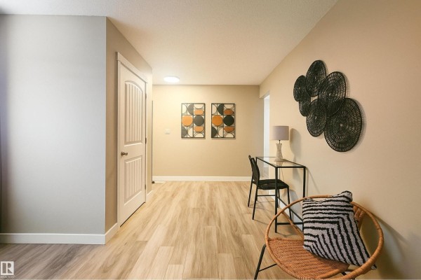 Primary Bedroom - 4203 83 St Nw, Edmonton, AB T6K1C8 Photo 4