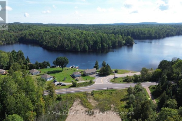 4203 Matawatchan Road, Greater Madawaska, ON K0J2R0 Photo 4