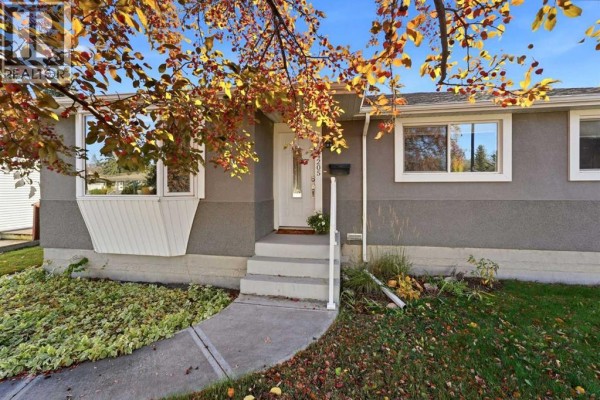 Kitchen - 4205 35 Street, Red Deer, AB T4N0P9 Photo 2
