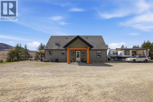 4pc Ensuite bath - 4205 Kristianson Road, Monte Lake, BC V0E2N0 Photo 4
