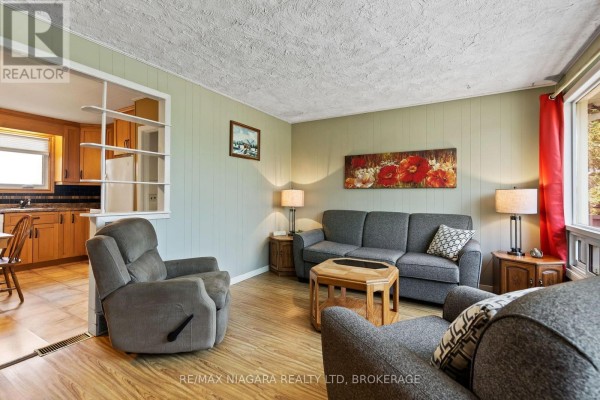Bedroom - 42058 Hwy 3, Wainfleet, ON L0S1V0 Photo 5
