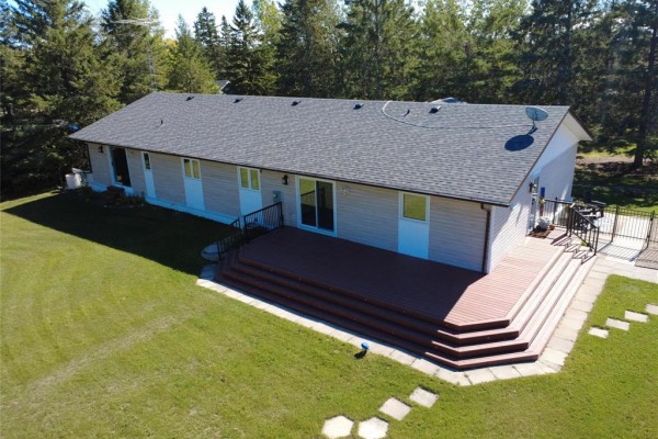 Kitchen - 42061 Dawson Road, Richer, MB R0E1S0 Photo 2