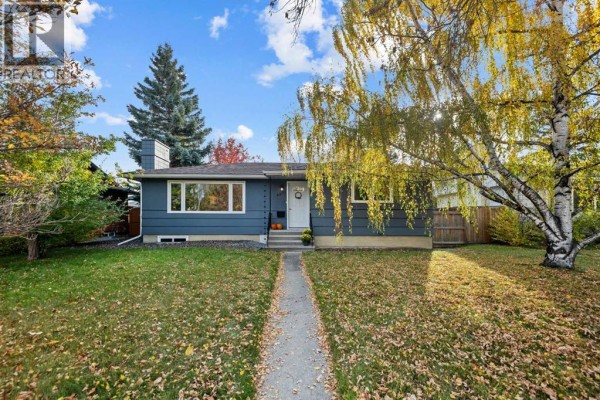 Residential for sale at 4207 5 Avenue Sw, Calgary, AB - MLS® qTmTwX