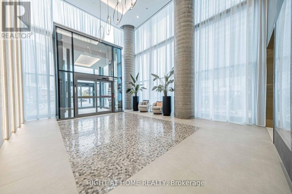 4209 - 7890 Jane Street, Vaughan, ON L4K0K9 Photo 2