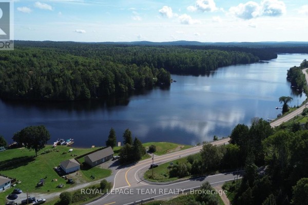 4209 Matawatchan Road, Greater Madawaska, ON K0J2R0 Photo 4