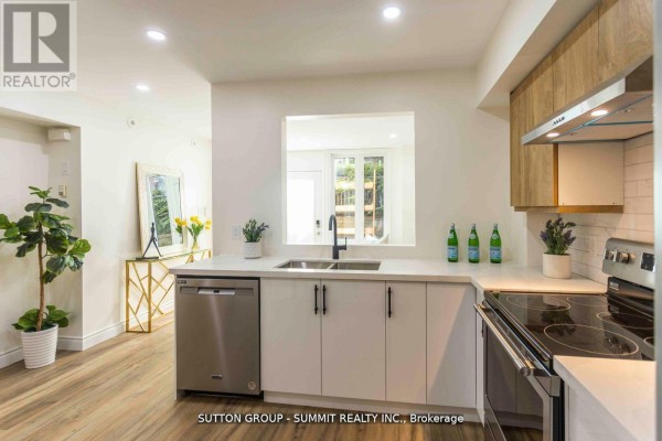Dining room - 421 - 12 Douro Street, Toronto, ON M6K0A1 Photo 2