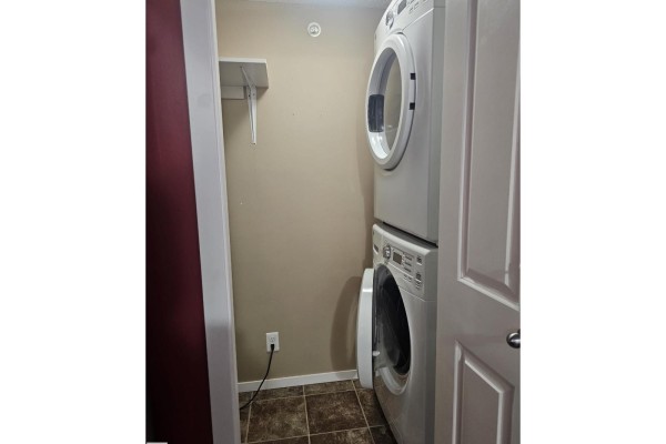 #421 5816 Mullen Place Nw, Edmonton, AB, photo 2