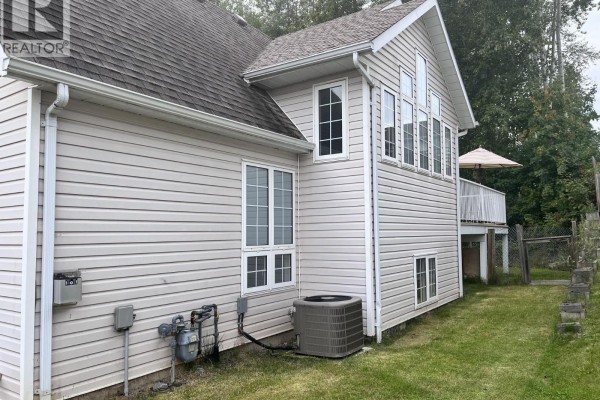 421 Dawson Street, Quesnel, BC, photo 3