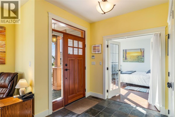 Kitchen - 421 Poets Trail Dr, Nanaimo, BC V9R7B1 Photo 5
