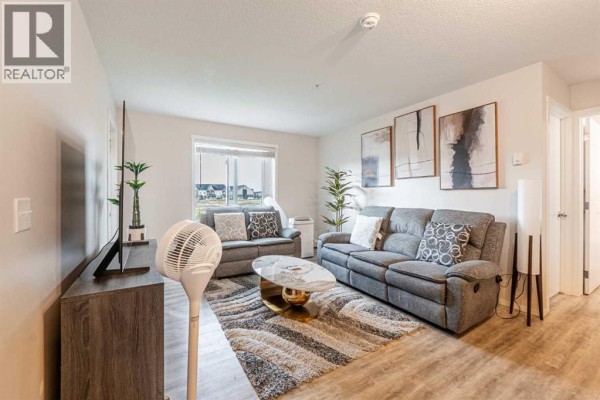 Kitchen - 4210, 4641 128 Avenue Ne, Calgary, AB T3N1T5 Photo 3
