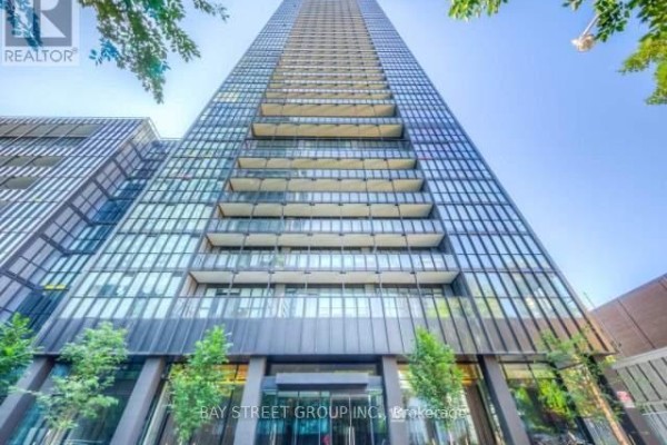 4210 - 101 Charles Street E, Toronto