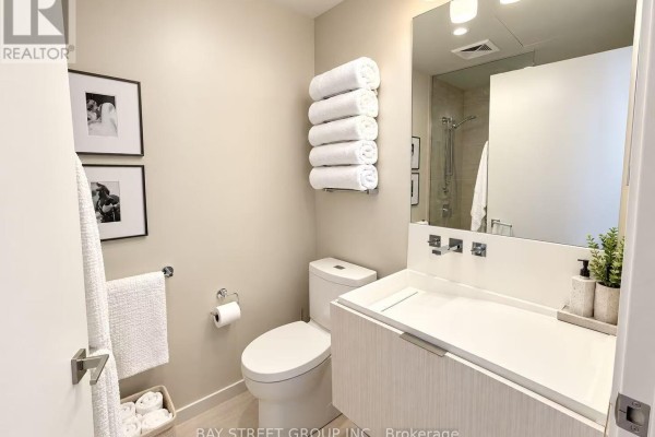 4210 - 101 Charles Street E, Toronto, ON M4Y1V2 Photo 5