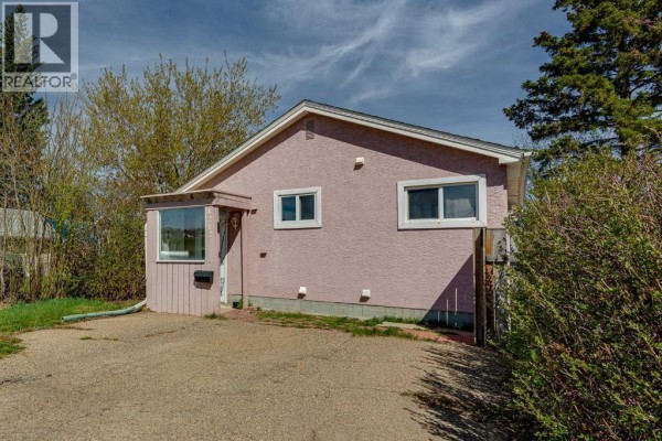 4212 C + E Trail, Lacombe, AB, photo 3