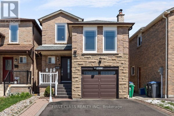 Kitchen - 4213 Beacon Lane, Mississauga, ON L5C3V8 Photo 2