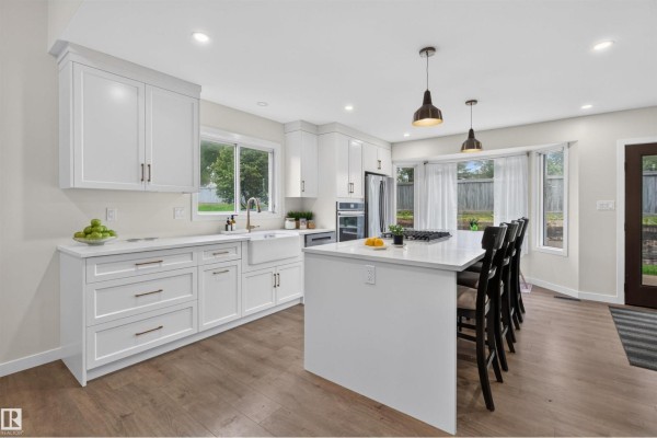 Kitchen - 4216 49 Av, Beaumont, AB T4X1H2 Photo 2