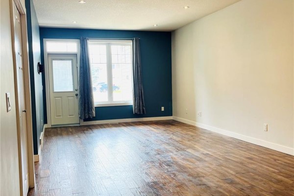 Kitchen/Dining room - 4217 Green Apple Drive E, Regina, SK S4V1S1 Photo 3