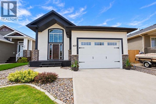 4pc Bathroom - 422 11 Street, Nobleford, AB T0L1S0 Photo 2