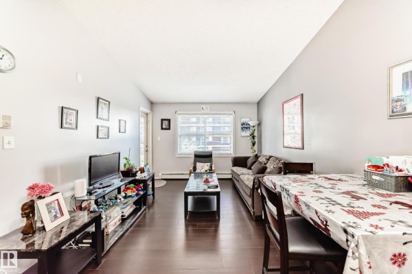 Primary Bedroom - #422 12838 65 St Nw, Edmonton, AB T5A5H3 Photo 5