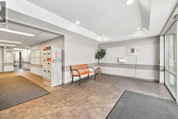 Laundry room - 422 6711 Dover Rd, Nanaimo, BC V9V1L9 Photo 5