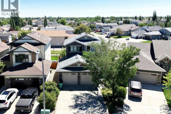 Kitchen - 422 Lynx Terrace N, Lethbridge, AB T1H6Z6 Photo 2