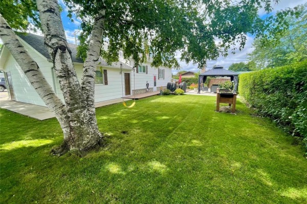 422 Third Avenue, Carberry, MB R0K0H0 Photo 5