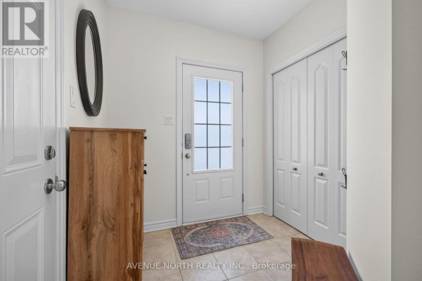 4223 Kelly Farm Drive, Ottawa, ON K1T0A5 Photo 2
