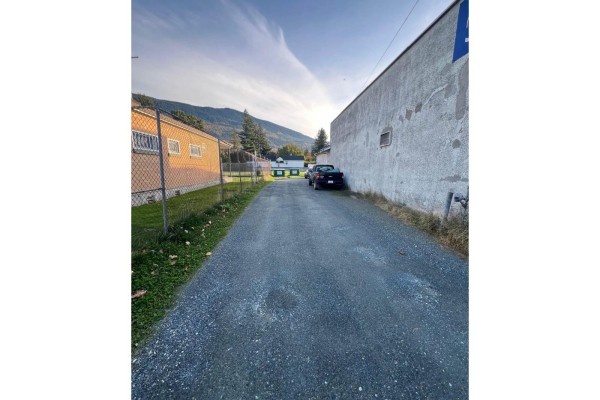 42232 Yarrow Central Road, Yarrow, Yarrow, BC V2R5E4 Photo 3