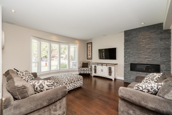 4224 196b Street, Langley, BC V3A1B1 Photo 5