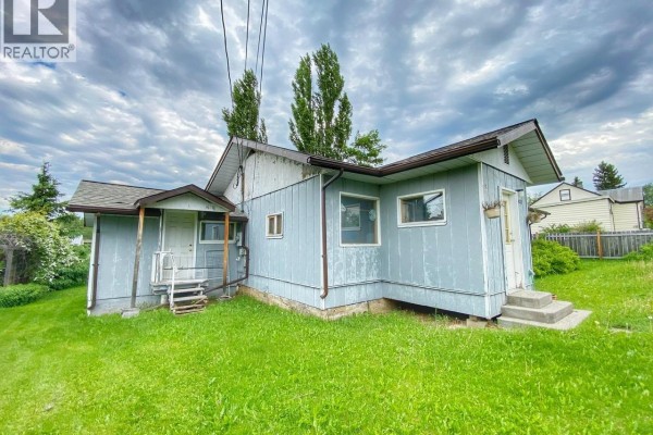 Kitchen - 4225 12th Avenue, New Hazelton, BC V0J2J0 Photo 2