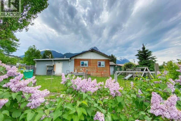 Bedroom 3 - 4225 12th Avenue, New Hazelton, BC V0J2J0 Photo 5