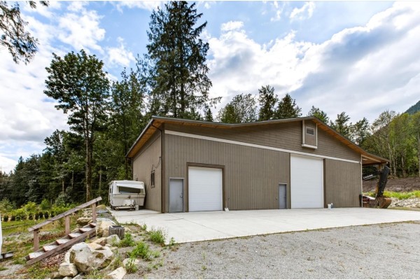 42269 Bergen Road, Mission, BC V0M1G0 Photo 2