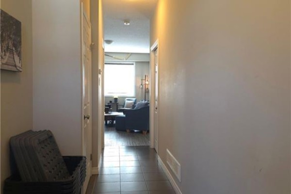 Den - 423 Avens Street, Waterloo, ON N2V0B5 Photo 3