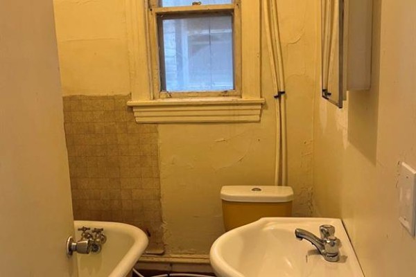 423 Burrows Avenue, Winnipeg, MB R2W2A2 Photo 5