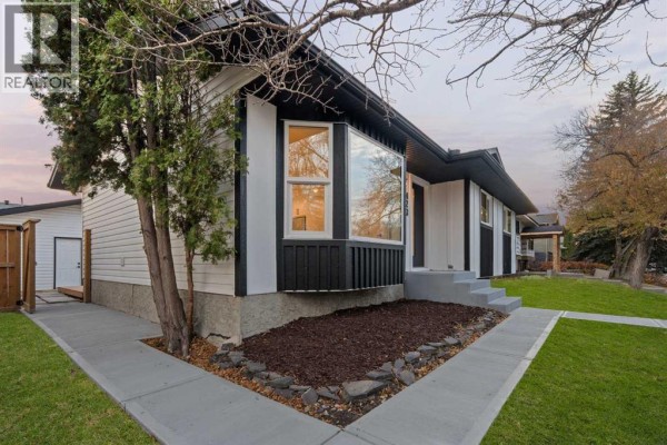 3pc Bathroom - 423 Queen Anne Way Se, Calgary, AB T2J4R8 Photo 3