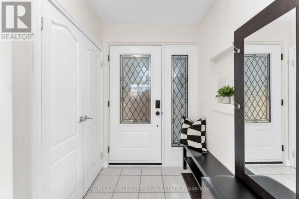 Bedroom 2 - 4230 Bloor Street W, Toronto, ON M9C1Z7 Photo 5