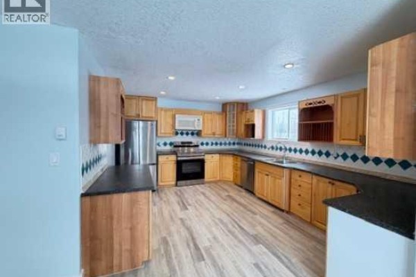 Kitchen - 4230 Caribou Crescent, Wabasca, AB T0G2K0 Photo 4