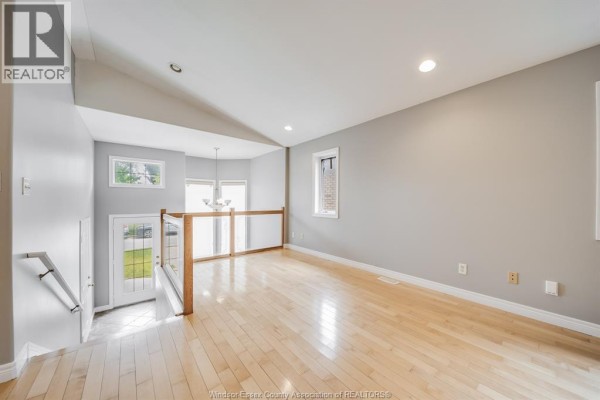 4231 Whiskey Avenue, Windsor, ON, photo 2