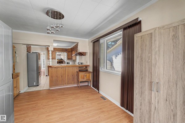 Family room - 4233 116 Av Nw, Edmonton, AB T5W0W9 Photo 4