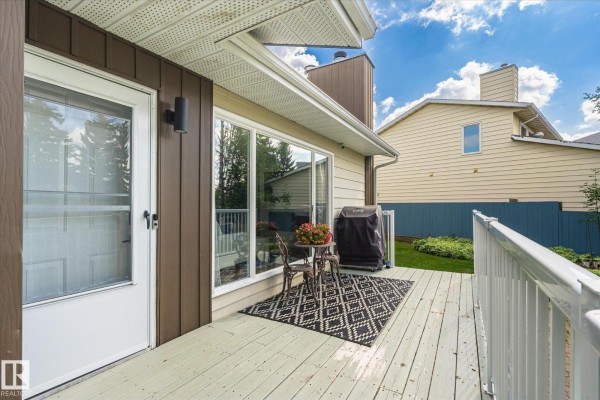 Primary Bedroom - 4235 147 St Nw, Edmonton, AB T6H5V6 Photo 4