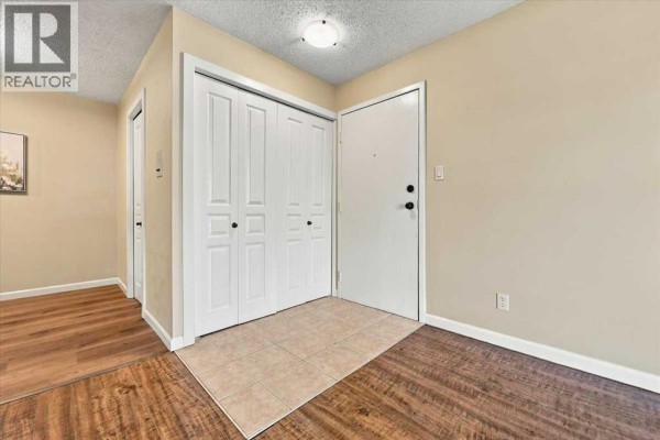 Kitchen - 424, 6400 Coach Hill Road Sw, Calgary, AB T3H1B8 Photo 2
