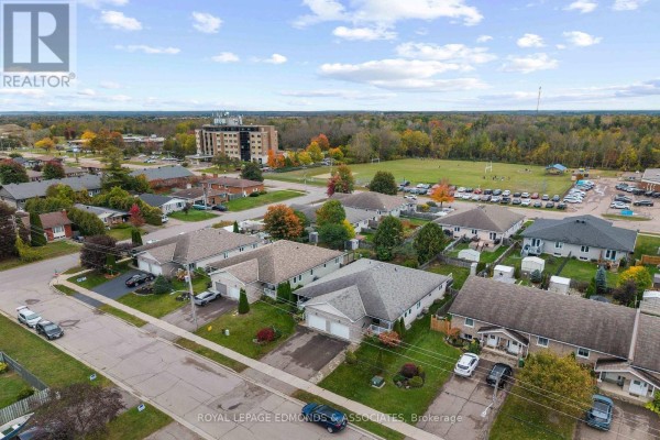 424 Morris Street, Pembroke, ON, photo 2