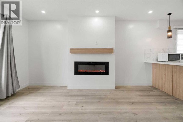 Kitchen - 424 Penbrooke Crescent Se, Calgary, AB T2A3T7 Photo 5