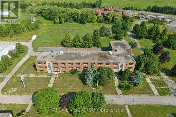 424 Quebec Avenue, South Huron, ON, photo 2