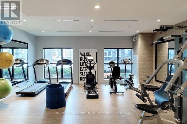 425 - 102 Grovewood Common, Oakville, ON L6H0X2 Photo 5
