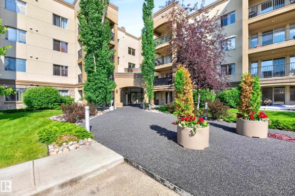 Den - #425 400 Palisades Wy, Sherwood Park, AB T8H2T9 Photo 4