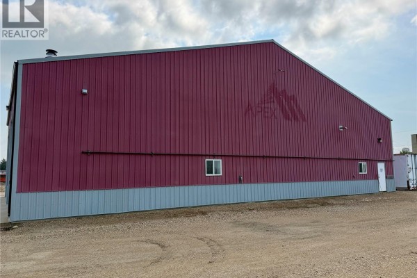 425 7th Street W, Shaunavon, SK S0N1A0 Photo 3