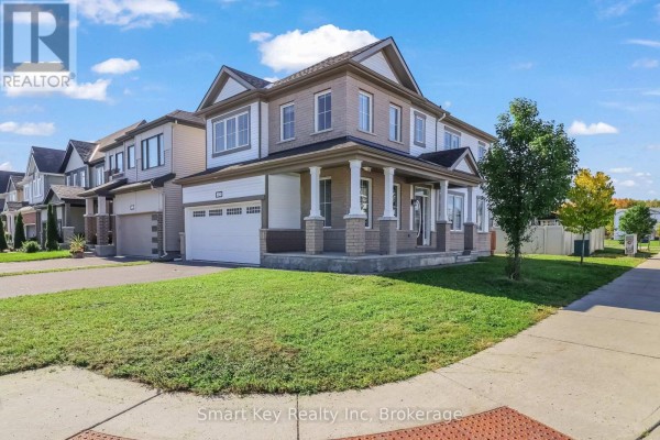 Family room - 425 Aphelion Crescent, Ottawa, ON K2J6N6 Photo 4