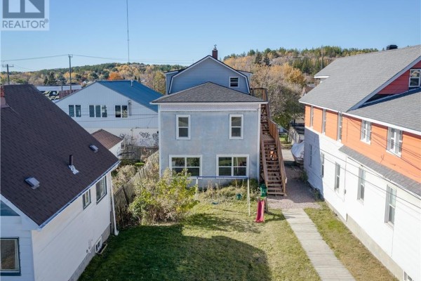 425 Bessie Avenue, Sudbury, ON P3C4H7 Photo 2
