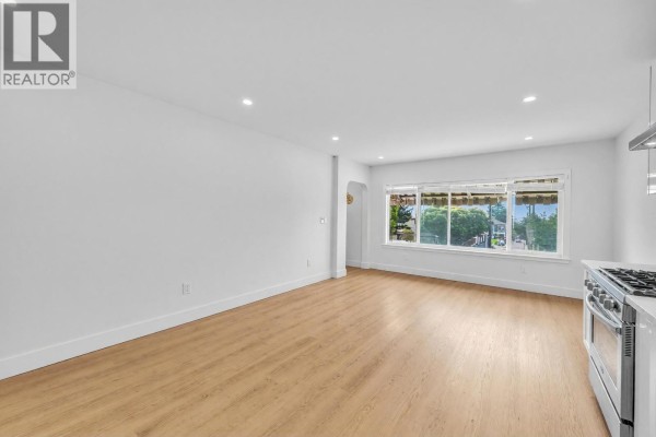 425 E 57th Avenue, Vancouver, BC V5X1S8 Photo 4